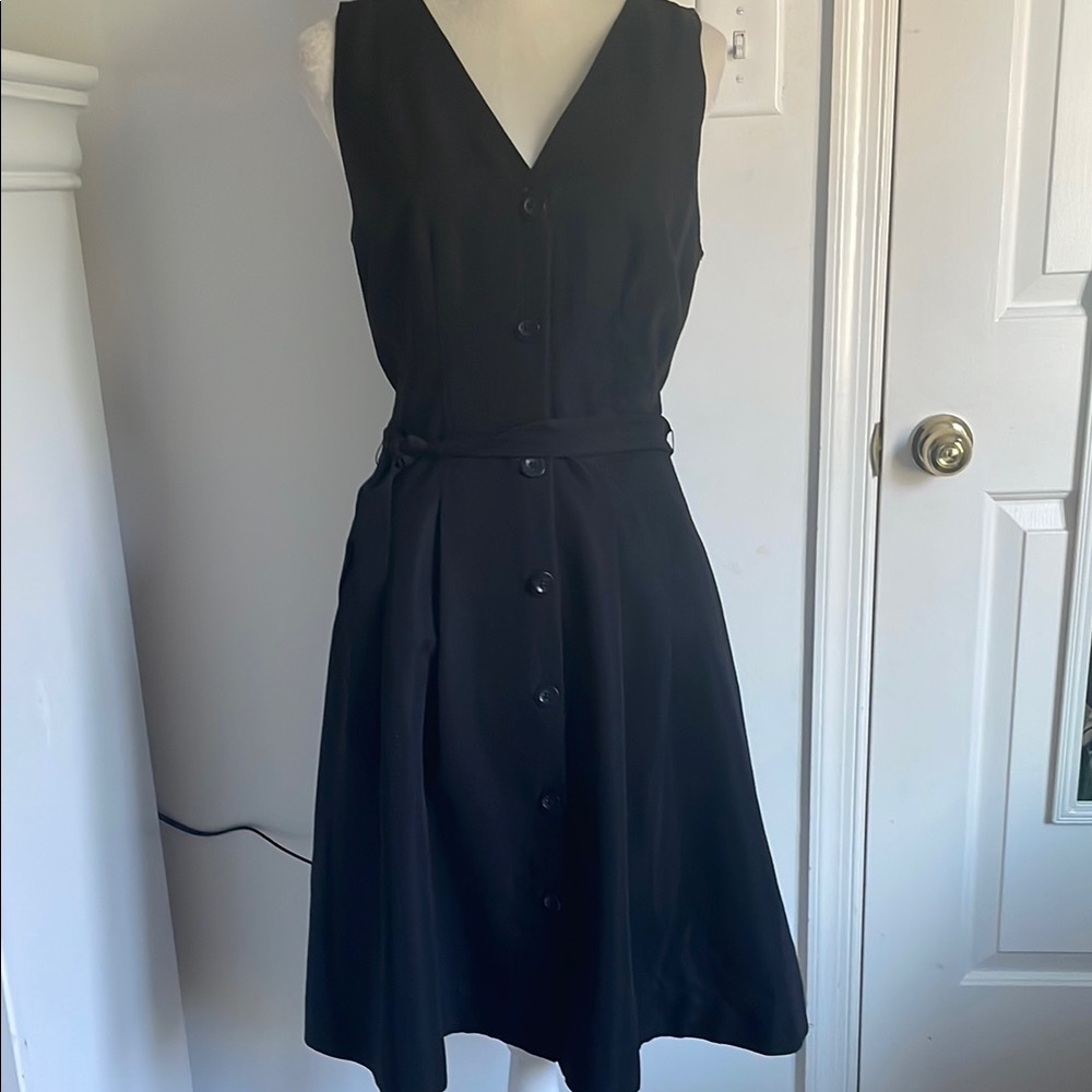 LOFT Black Sleeveless Dress - Picture 2 of 4